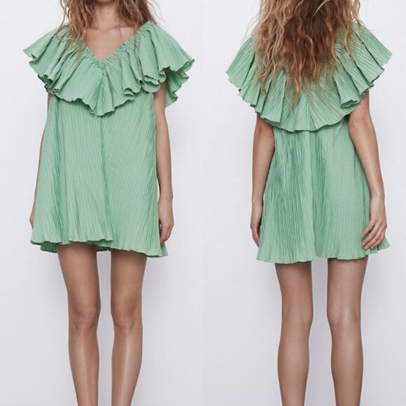 Zara Dresses & Skirts - ZARA green Voluminous Pleated Dress